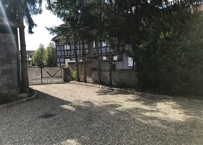 Paisible Logement Tout Equipe Pour 1 A 6 Personnes