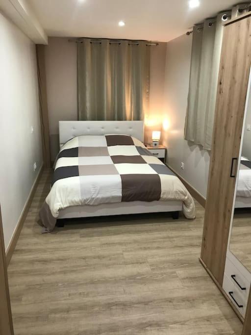 Paisible Equipe Pour 1 A 6 Personnes Ebersheim